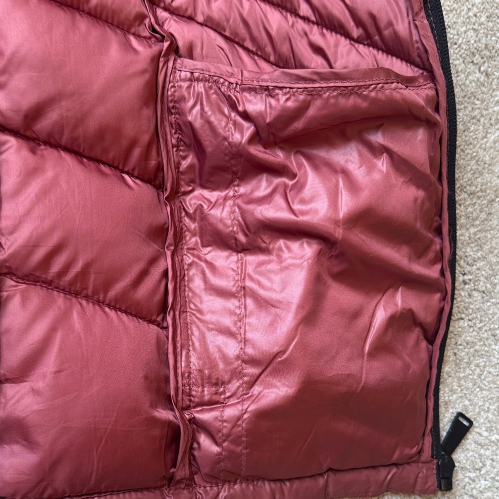 Love Tree Women's Quilted Packable Puffer Vest Size Medium Dark Pink - Picture 8 of 12